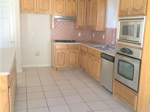 5th image of 1512 Chateau Ln