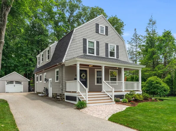 26 Woodward Ave, Reading, MA 01867