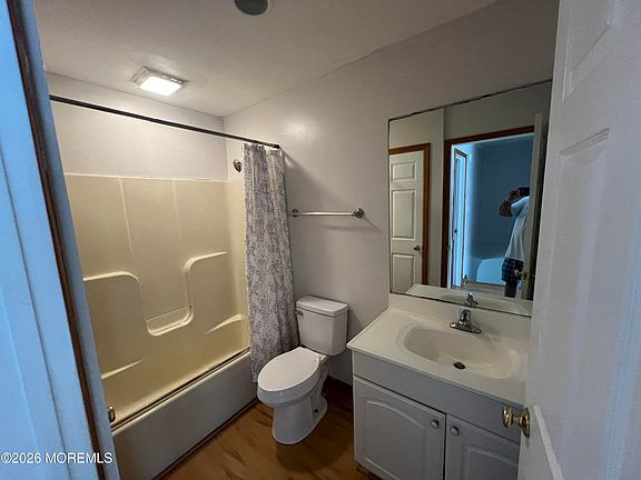 3rd image of 3 Kellys Ln