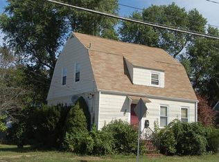 195 Temple St, Whitman, MA 02382