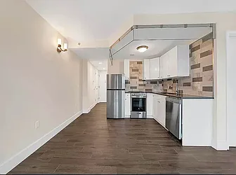 1533 East 19th Street