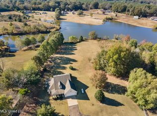 129 Waverly Rd, Senatobia, MS 38668