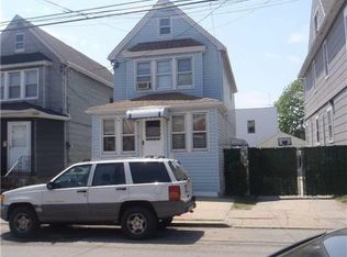 95-18 97th St, Jamaica, NY 11416