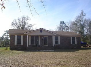 2801 Lawson Ln, Cantonment, FL 32533