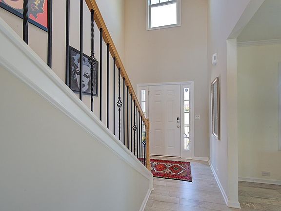 3rd image of 412 Jones Peak Dr