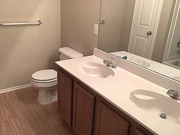 6108 Thackery Dr — Photo 16