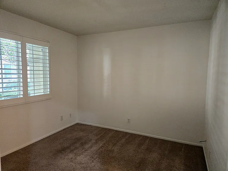 6372 Tivoli Ln — Photo 3
