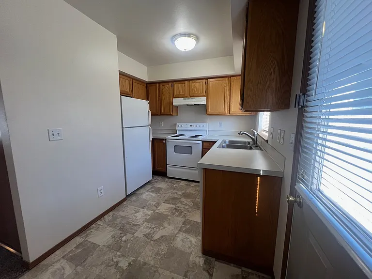 124 S 41st St #1 — Photo 7