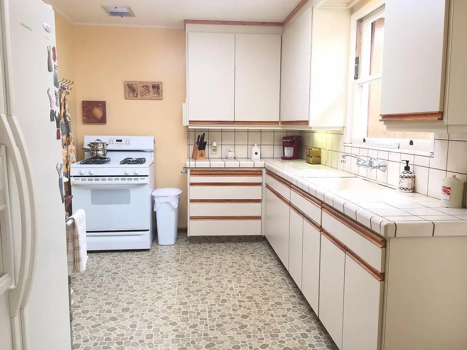 3 bed, 1108 sqft, $3,950 — Photo 4