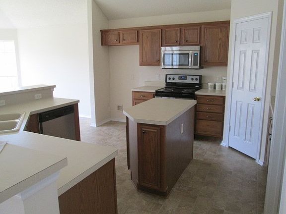 2nd image of 348 Carriage Ln