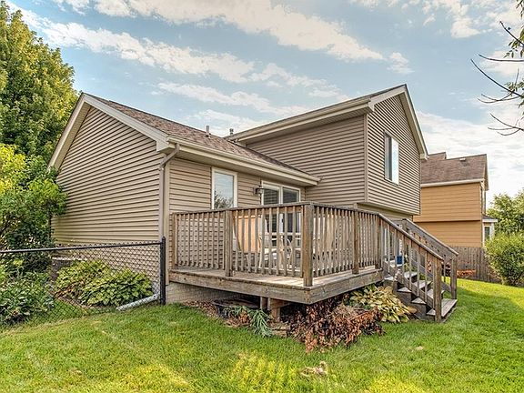 2nd image of 3006 SW Brookeline Dr