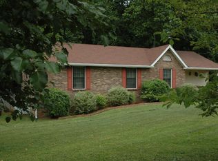 2304 Woodmont Dr, Springfield, TN 37172