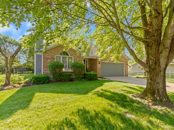 7519 Davis Ln, Indianapolis, IN 46236