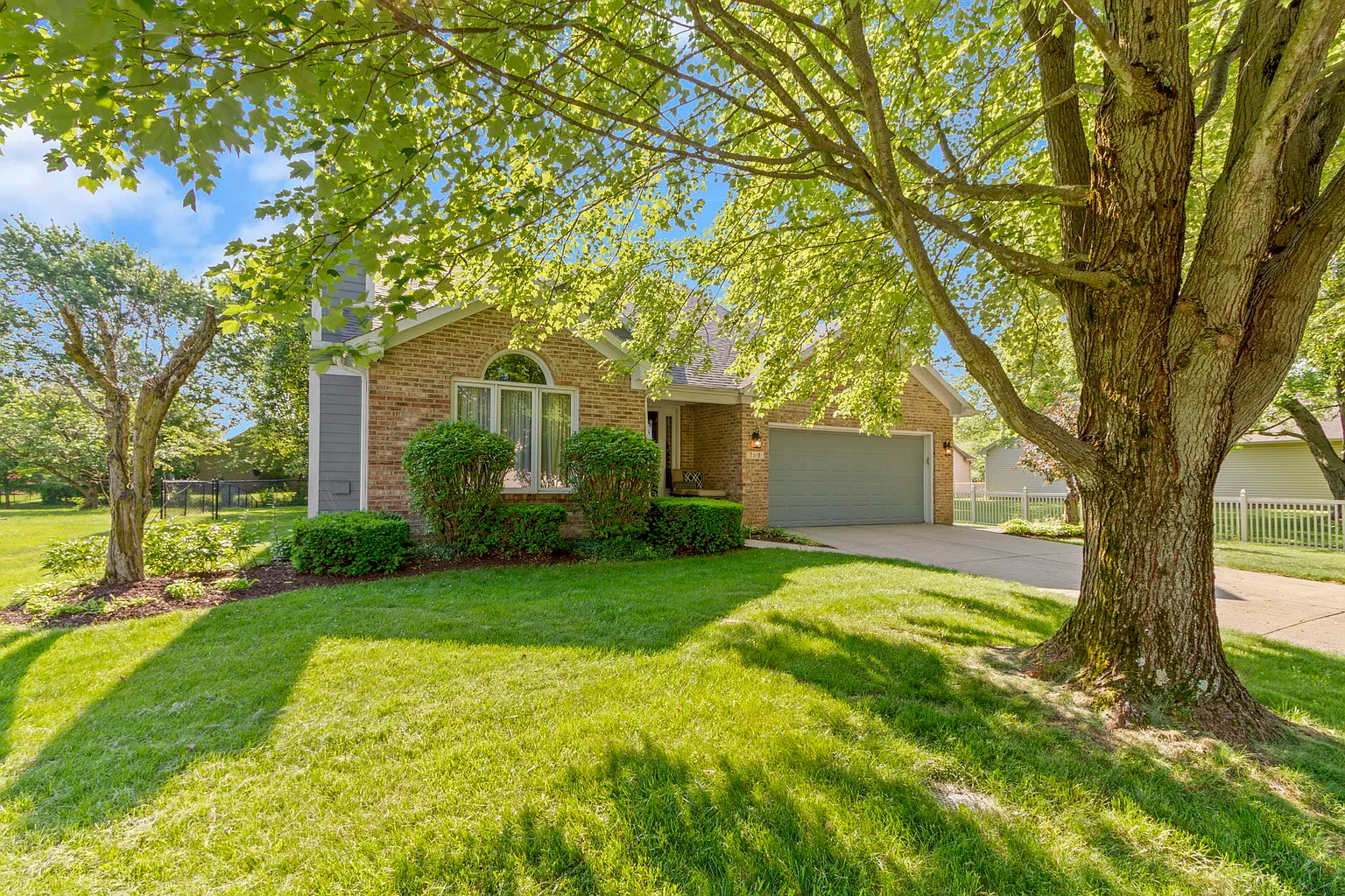 7519 Davis Ln photo 1