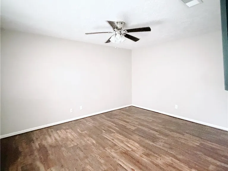 1207 Airline Dr — Photo 13