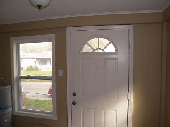 2nd image of 715 Pottawatomie St