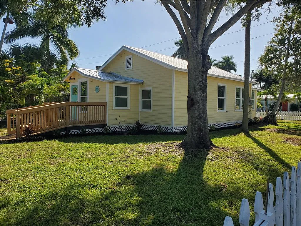 2 bed, 1.0 bath, 780 sqft, $2,000 — Photo 4