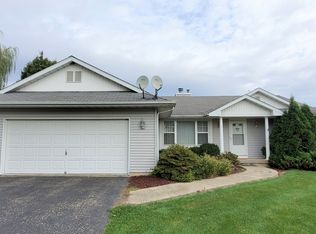 504 Fieldstone Ct, Mount Morris, IL 61054