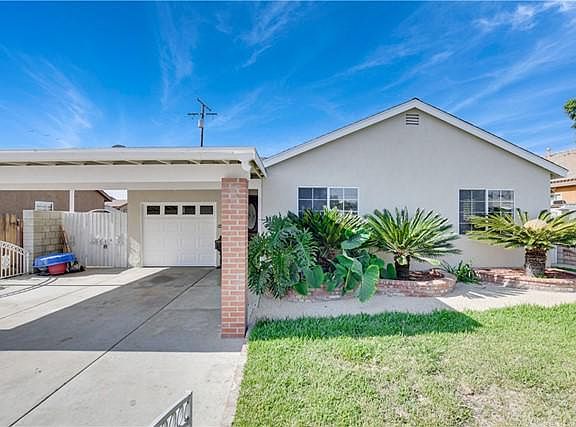 3rd image of 7903 Appledale Ave