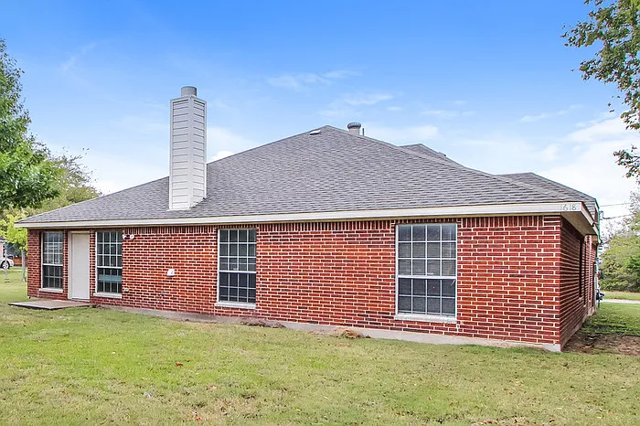 1618 Allen Dr — Photo 16