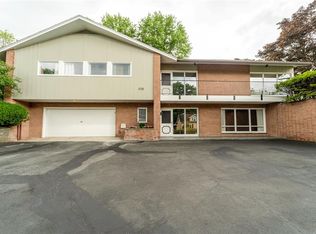 3725 Country Club Rd, Endwell, NY 13760