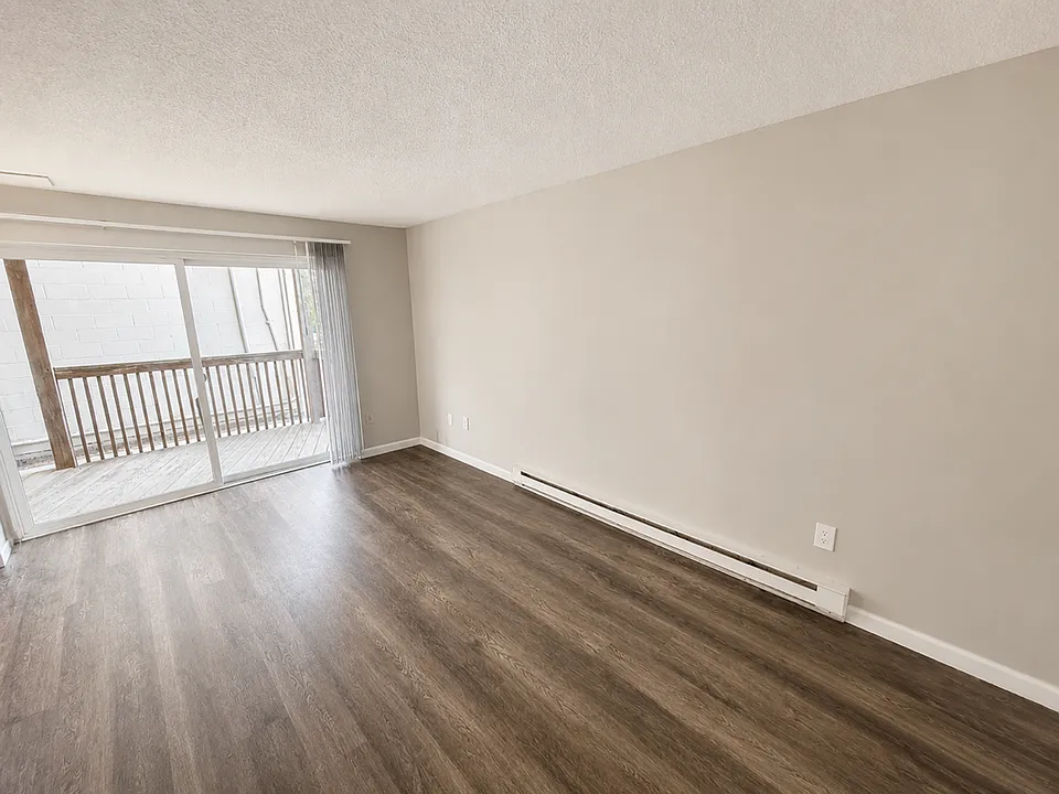 Courtview Square Apartments