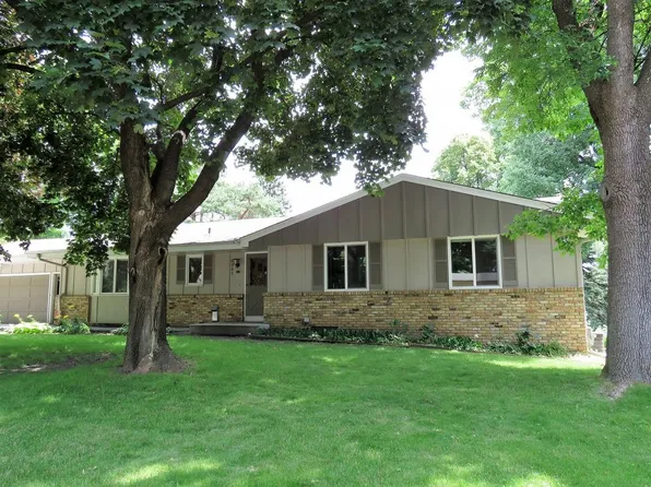 6301 Virginia Ave, Edina, MN 55424