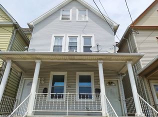 947 Anna St, Elizabeth, NJ 07201