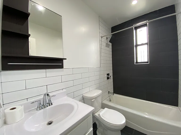 917 Ogden Ave #5AB — Photo 8