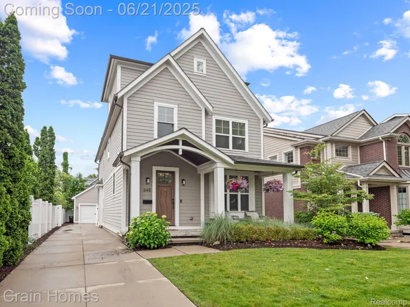 648 Humphrey Ave, Birmingham, MI 48009