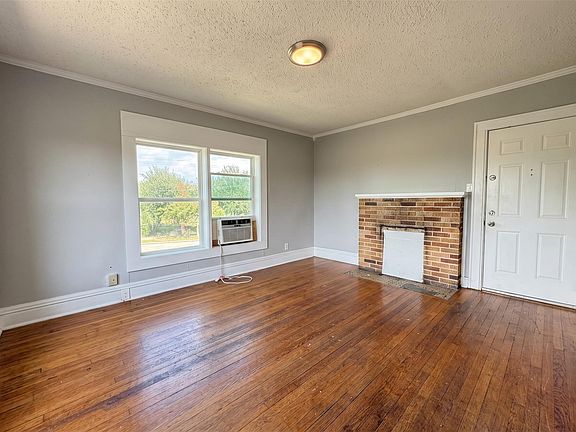 5th image of 5028 Stimson St