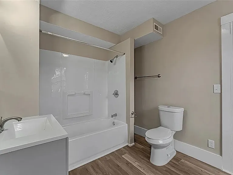 5243 Keystone St — Photo 11