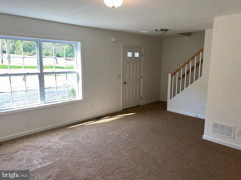 301 Bondsville Rd — Photo 4