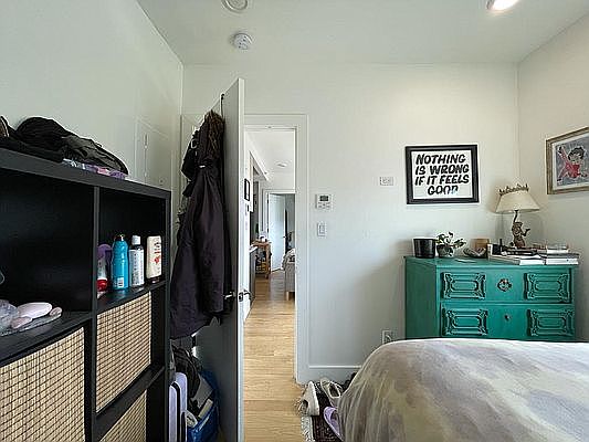 4th image of 204 Linden Blvd #7C