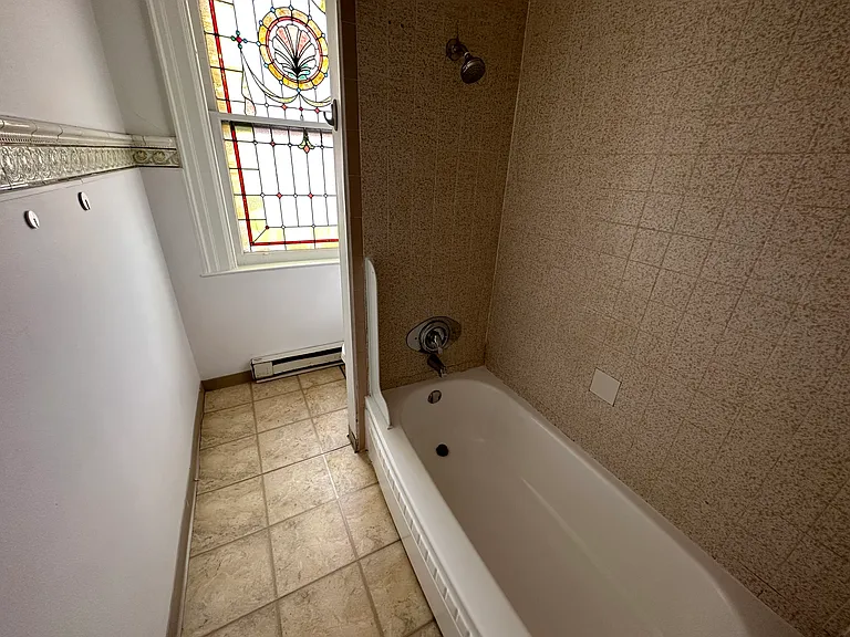 4821 Centre Avenue — Photo 11