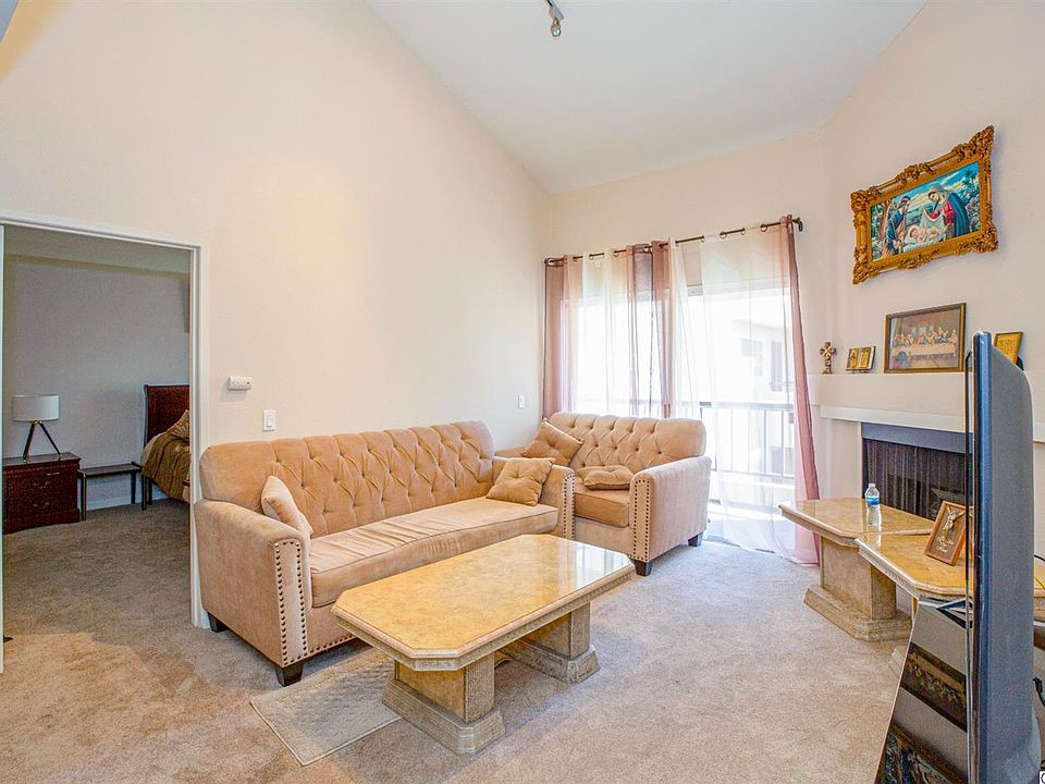 1st image of 21550 Burbank Blvd APT 313