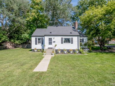 111 3rd St, Fenton, MI, 48430