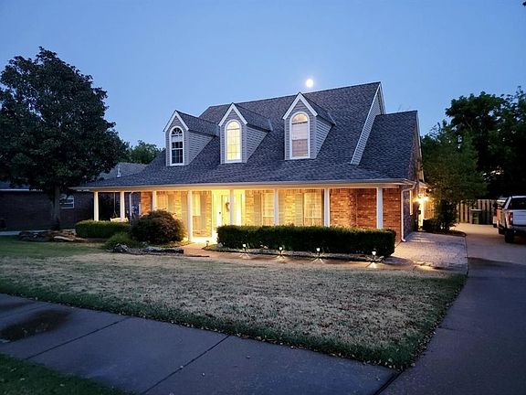 3rd image of 2500 Steeplechase Rd