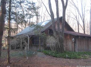 10 Frederick Dr, Shady, NY 12409