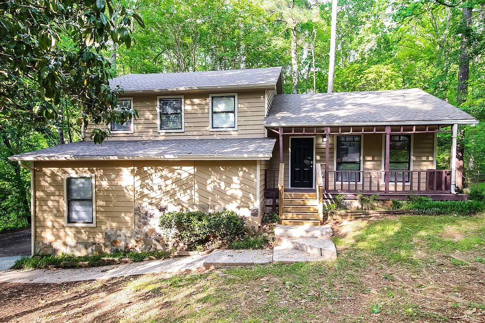 3276 Deshong Dr photo 1