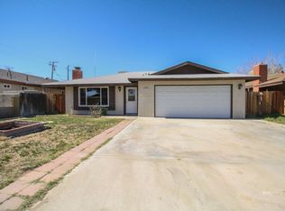 237 S American St, Ridgecrest, CA 93555