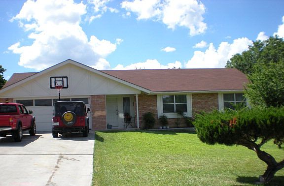2nd image of 216 Skyview Dr