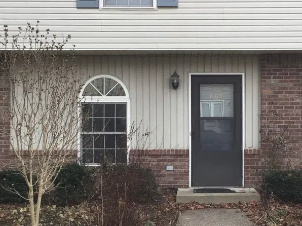809 E Sherwood Hills Dr, Bloomington, IN 47401