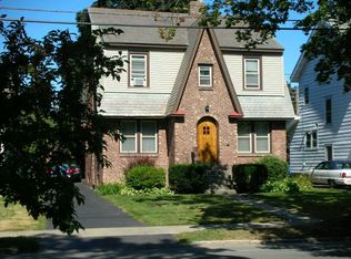 34 Rose Ct, Albany, NY 12209