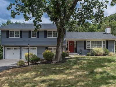 33 Slate Hill Dr, Poughkeepsie, NY, 12603