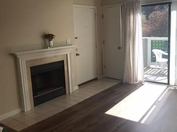1510 Summerchase Ct, Reston, VA 20194