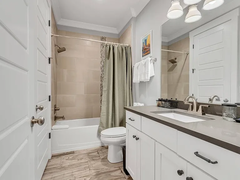 1815 Ridley Blvd #7 — Photo 13