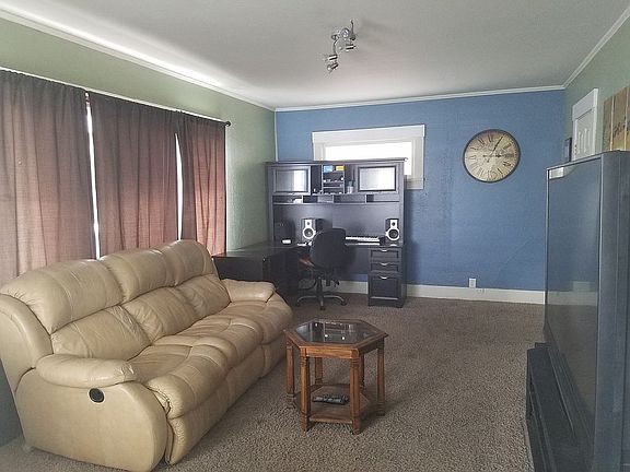 Lots of natural light