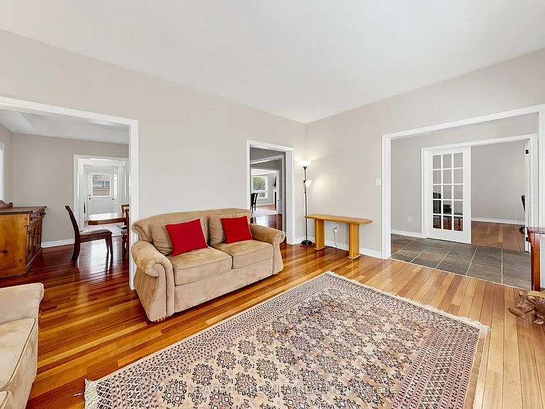 12 Ballantyne Dr — Photo 7