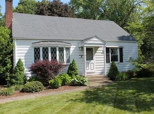 12 Kenway Dr, Springfield, MA 01104